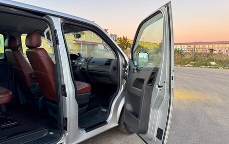Volkswagen Caravelle T5, 2007 год, 1 490 000 рублей, 21 фотография