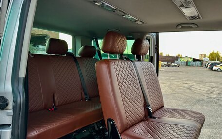 Volkswagen Caravelle T5, 2007 год, 1 490 000 рублей, 24 фотография