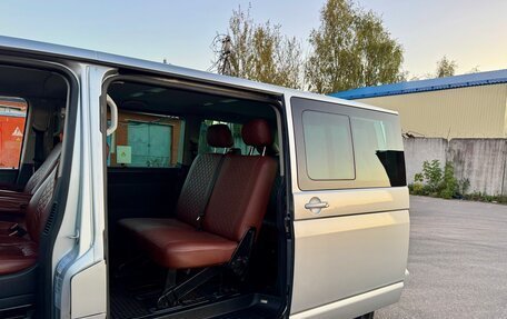 Volkswagen Caravelle T5, 2007 год, 1 490 000 рублей, 25 фотография