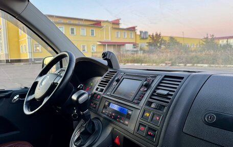 Volkswagen Caravelle T5, 2007 год, 1 490 000 рублей, 17 фотография