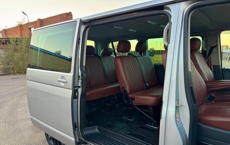 Volkswagen Caravelle T5, 2007 год, 1 490 000 рублей, 23 фотография