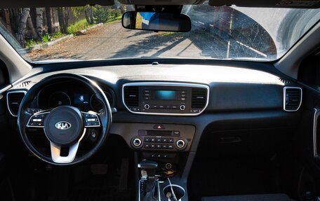 KIA Sportage IV рестайлинг, 2019 год, 2 400 000 рублей, 7 фотография