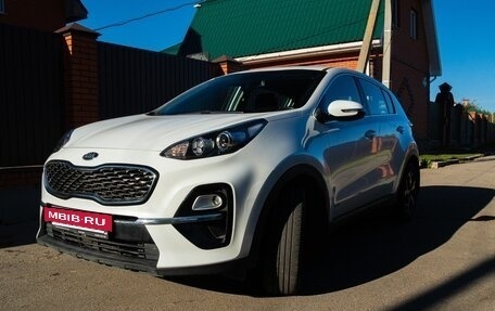 KIA Sportage IV рестайлинг, 2019 год, 2 400 000 рублей, 3 фотография