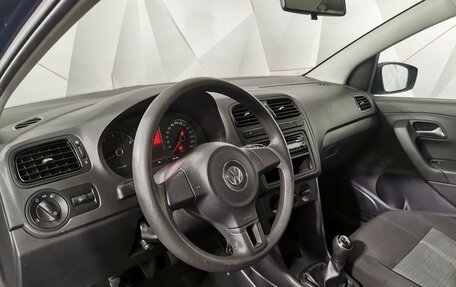 Volkswagen Polo VI (EU Market), 2012 год, 755 750 рублей, 15 фотография