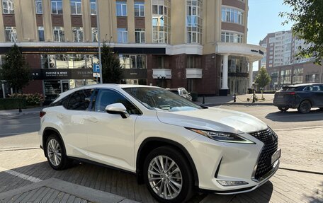 Lexus RX IV рестайлинг, 2020 год, 4 600 000 рублей, 6 фотография