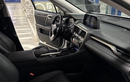 Lexus RX IV рестайлинг, 2020 год, 4 600 000 рублей, 14 фотография