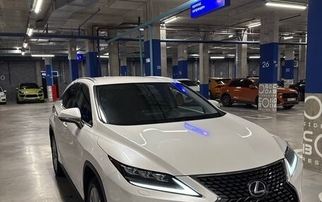 Lexus RX IV рестайлинг, 2020 год, 4 600 000 рублей, 18 фотография