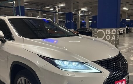 Lexus RX IV рестайлинг, 2020 год, 4 600 000 рублей, 26 фотография