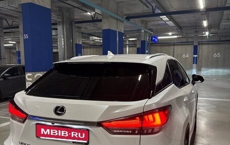 Lexus RX IV рестайлинг, 2020 год, 4 600 000 рублей, 23 фотография