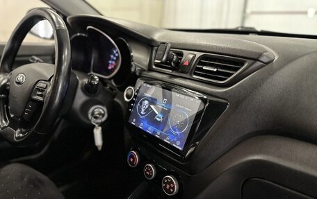 KIA Rio III рестайлинг, 2015 год, 920 000 рублей, 6 фотография