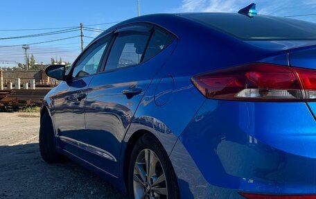 Hyundai Elantra VI рестайлинг, 2018 год, 1 550 000 рублей, 8 фотография