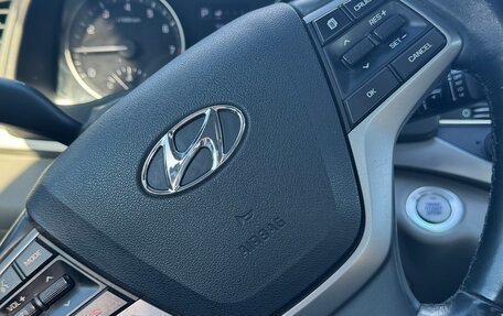 Hyundai Elantra VI рестайлинг, 2018 год, 1 550 000 рублей, 24 фотография