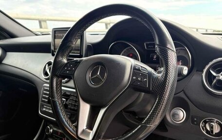 Mercedes-Benz GLA, 2016 год, 1 230 000 рублей, 10 фотография