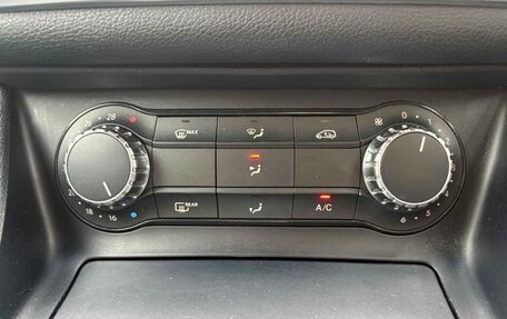 Mercedes-Benz GLA, 2016 год, 1 230 000 рублей, 13 фотография