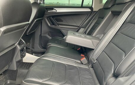 Volkswagen Tiguan II, 2017 год, 2 050 000 рублей, 13 фотография