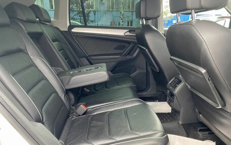 Volkswagen Tiguan II, 2017 год, 2 050 000 рублей, 15 фотография