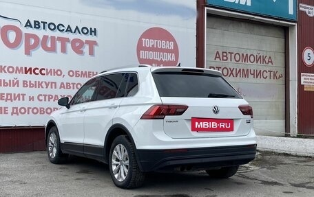 Volkswagen Tiguan II, 2017 год, 2 050 000 рублей, 5 фотография