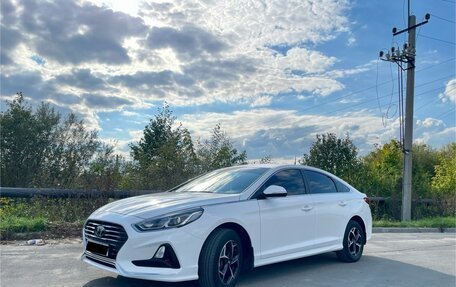 Hyundai Sonata VII, 2019 год, 1 950 000 рублей, 1 фотография