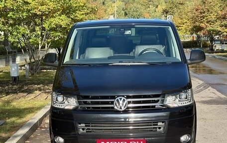 Volkswagen Multivan T5, 2011 год, 3 000 000 рублей, 2 фотография
