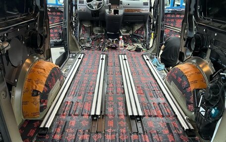 Volkswagen Multivan T5, 2011 год, 3 000 000 рублей, 21 фотография