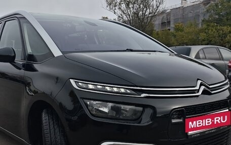 Citroen C4 Picasso II рестайлинг, 2017 год, 1 620 000 рублей, 2 фотография