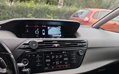 Citroen C4 Picasso II рестайлинг, 2017 год, 1 620 000 рублей, 23 фотография