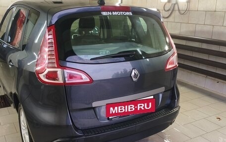 Renault Scenic III, 2011 год, 650 000 рублей, 2 фотография