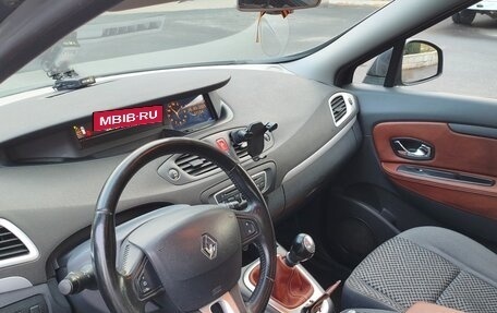 Renault Scenic III, 2011 год, 650 000 рублей, 16 фотография