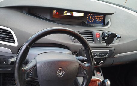 Renault Scenic III, 2011 год, 650 000 рублей, 17 фотография