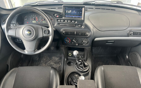 Chevrolet Niva I рестайлинг, 2015 год, 530 000 рублей, 8 фотография