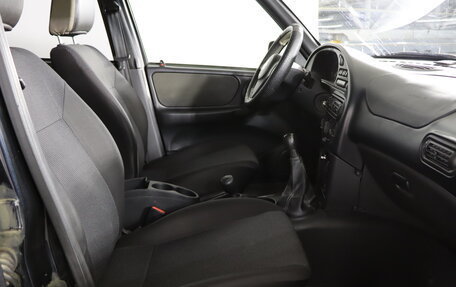 Chevrolet Niva I рестайлинг, 2017 год, 749 990 рублей, 11 фотография