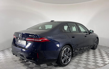 BMW 5 серия, 2024 год, 7 777 000 рублей, 5 фотография