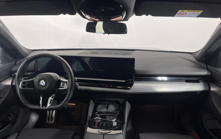 BMW 5 серия, 2024 год, 7 777 000 рублей, 11 фотография