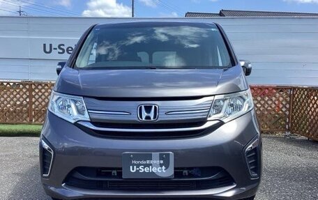 Honda Stepwgn IV, 2016 год, 1 350 000 рублей, 2 фотография