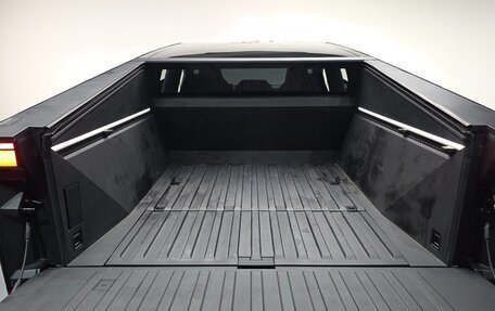 Tesla Cybertruck, 2024 год, 15 835 000 рублей, 7 фотография