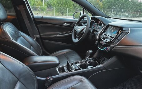 Chevrolet Cruze II, 2017 год, 1 500 000 рублей, 6 фотография
