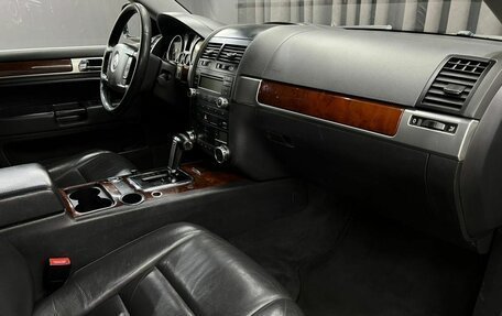 Volkswagen Touareg III, 2006 год, 749 900 рублей, 16 фотография