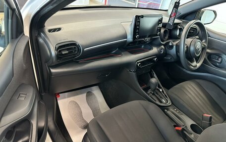 Toyota Yaris, 2020 год, 1 399 000 рублей, 12 фотография
