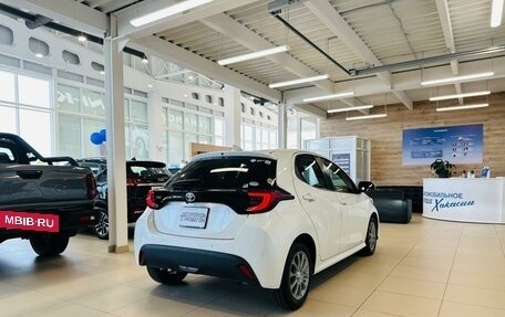 Toyota Yaris, 2020 год, 1 399 000 рублей, 6 фотография