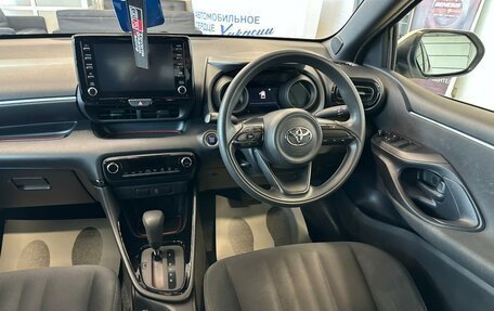 Toyota Yaris, 2020 год, 1 399 000 рублей, 15 фотография