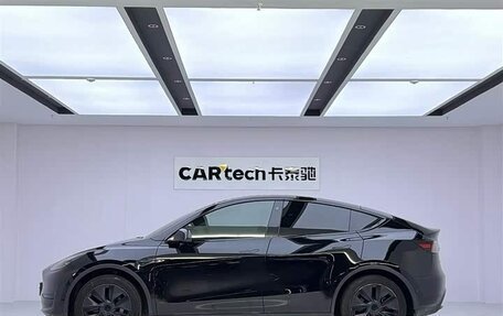 Tesla Model Y I, 2023 год, 3 283 610 рублей, 3 фотография