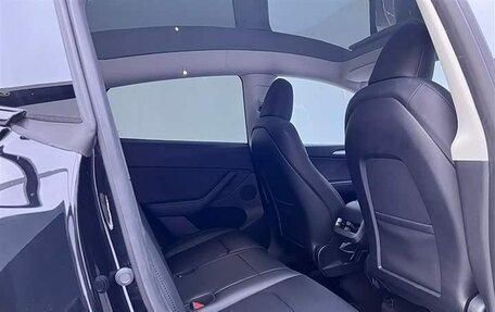 Tesla Model Y I, 2023 год, 3 283 610 рублей, 18 фотография