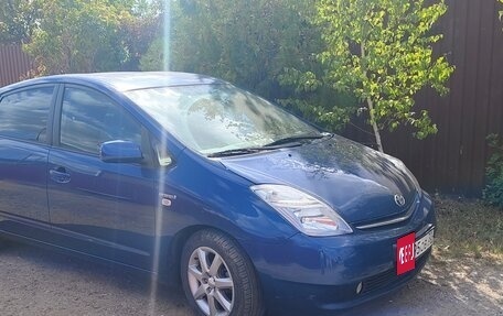 Toyota Prius, 2008 год, 700 000 рублей, 2 фотография