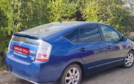 Toyota Prius, 2008 год, 700 000 рублей, 3 фотография