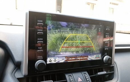 Toyota RAV4, 2021 год, 3 449 000 рублей, 9 фотография