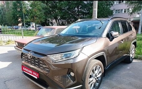 Toyota RAV4, 2021 год, 3 449 000 рублей, 5 фотография