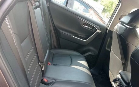Toyota RAV4, 2021 год, 3 449 000 рублей, 13 фотография