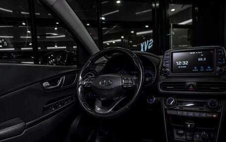 Hyundai Kona I, 2019 год, 2 435 000 рублей, 16 фотография