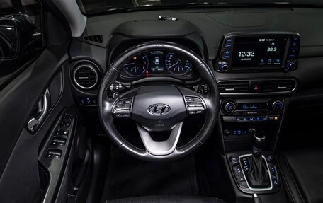 Hyundai Kona I, 2019 год, 2 435 000 рублей, 18 фотография