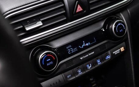 Hyundai Kona I, 2019 год, 2 435 000 рублей, 23 фотография
